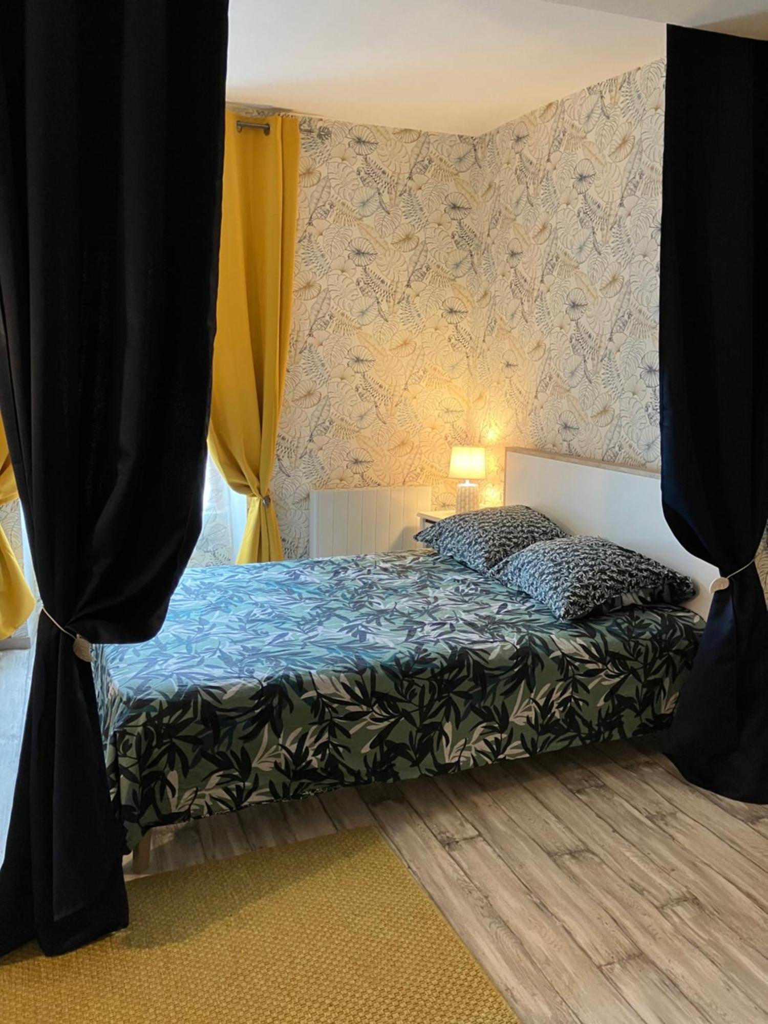 Charmante Maison En Pierres Precy-le-Sec 외부 사진