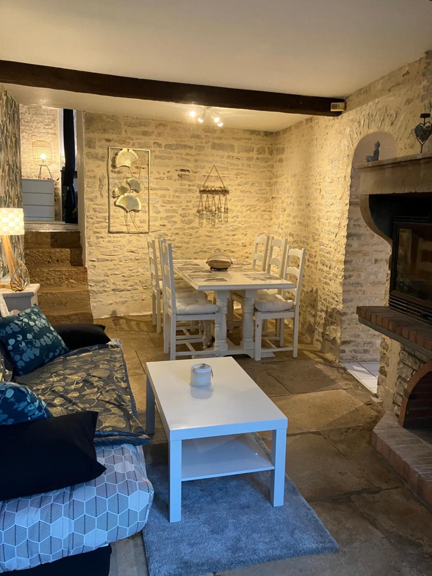 Charmante Maison En Pierres Precy-le-Sec 외부 사진