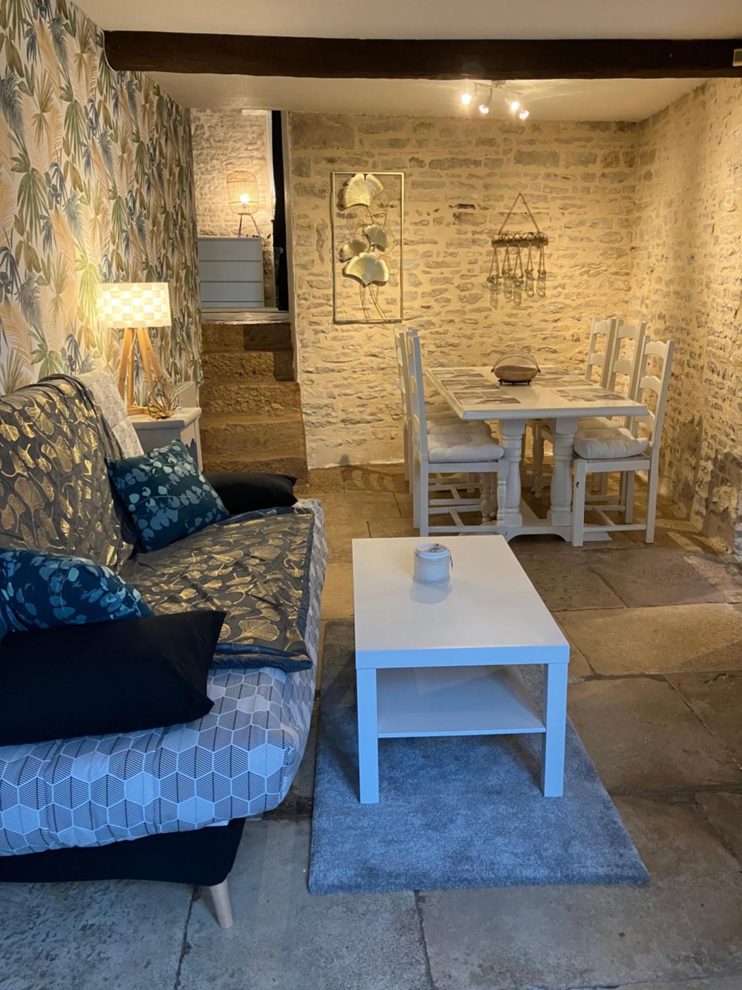 Charmante Maison En Pierres Precy-le-Sec 외부 사진