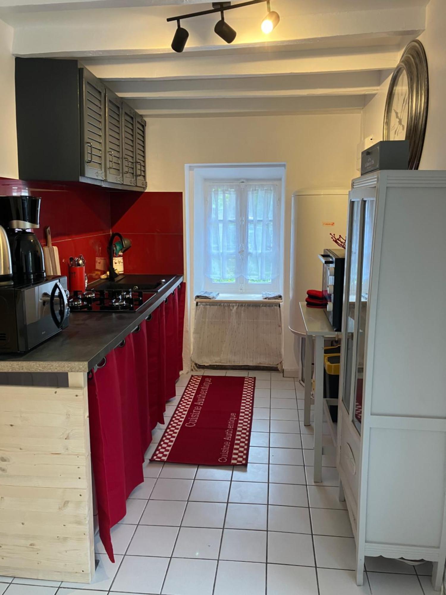 Charmante Maison En Pierres Precy-le-Sec 외부 사진